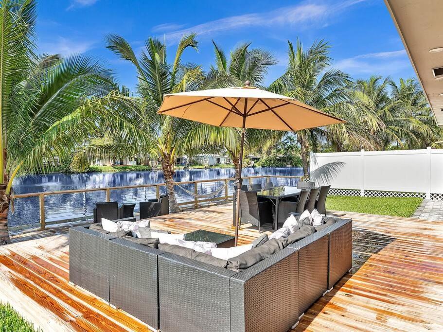 5-Star Lakefront Oasis In Hollywood-Hard Rock Casino Fort Lauderdale Extérieur photo
