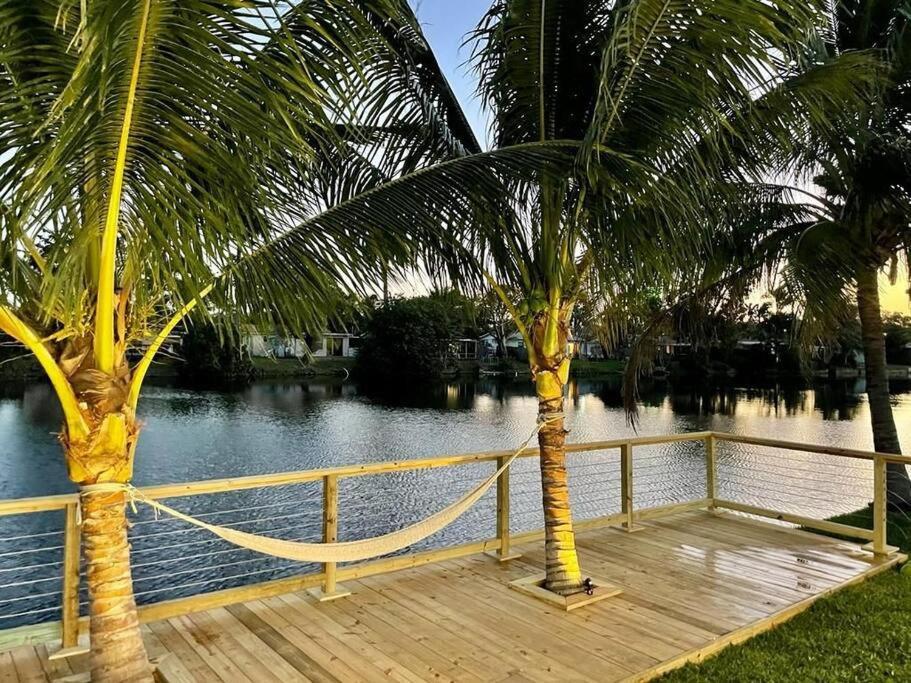 5-Star Lakefront Oasis In Hollywood-Hard Rock Casino Fort Lauderdale Extérieur photo