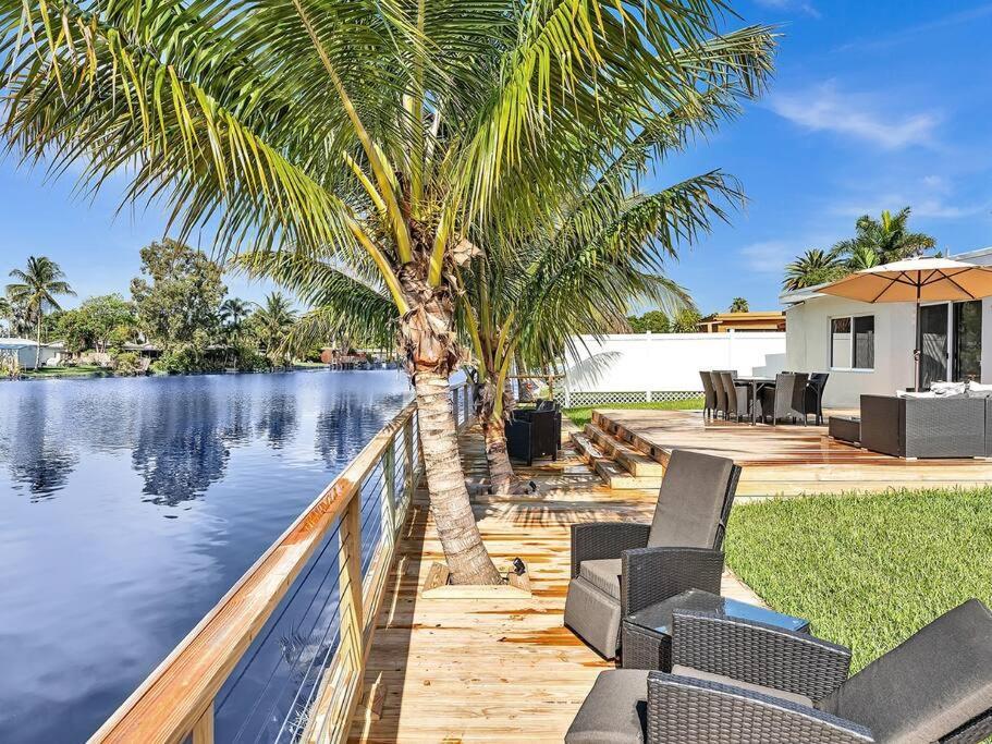 5-Star Lakefront Oasis In Hollywood-Hard Rock Casino Fort Lauderdale Extérieur photo
