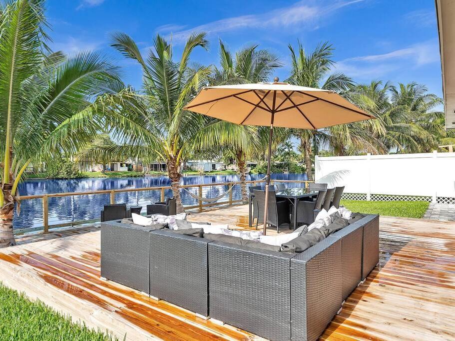 5-Star Lakefront Oasis In Hollywood-Hard Rock Casino Fort Lauderdale Extérieur photo