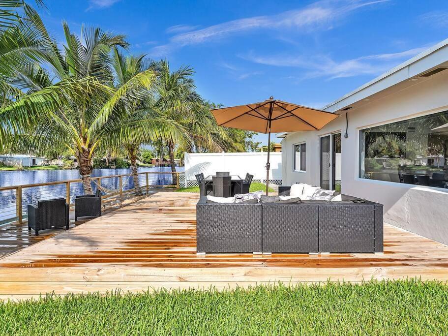 5-Star Lakefront Oasis In Hollywood-Hard Rock Casino Fort Lauderdale Extérieur photo
